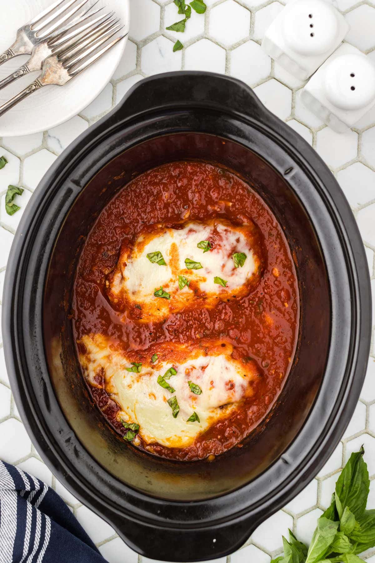 slow cooker chicken parmesan